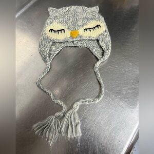 Charming Charlie Gray Owl Beanie - One Size - EUC
